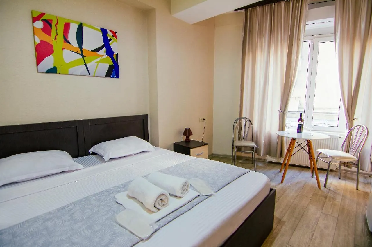 K-Pax Hotel ティビリシ 3*,